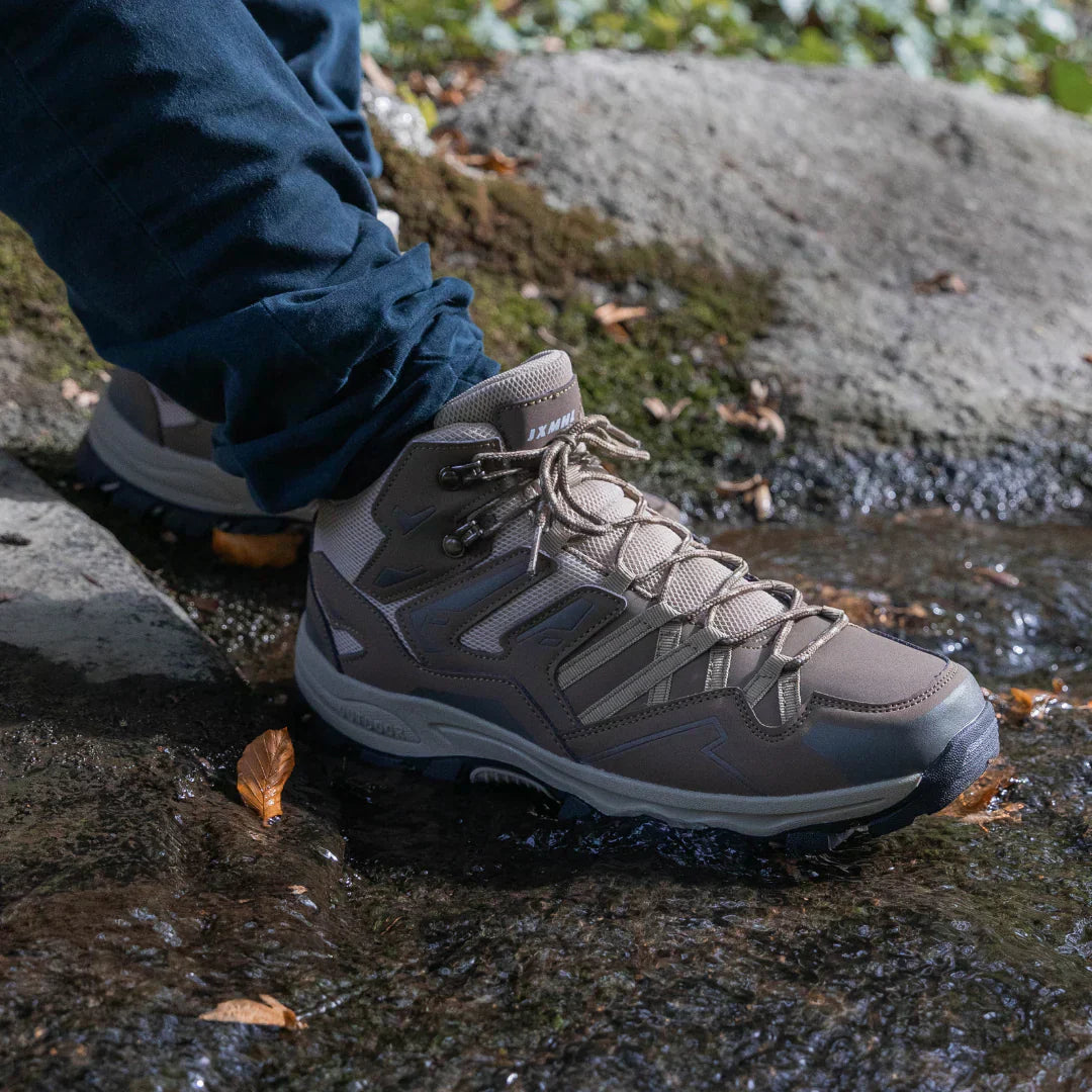 Hiking Boots – Lightweight Orthopaedic Trail Support