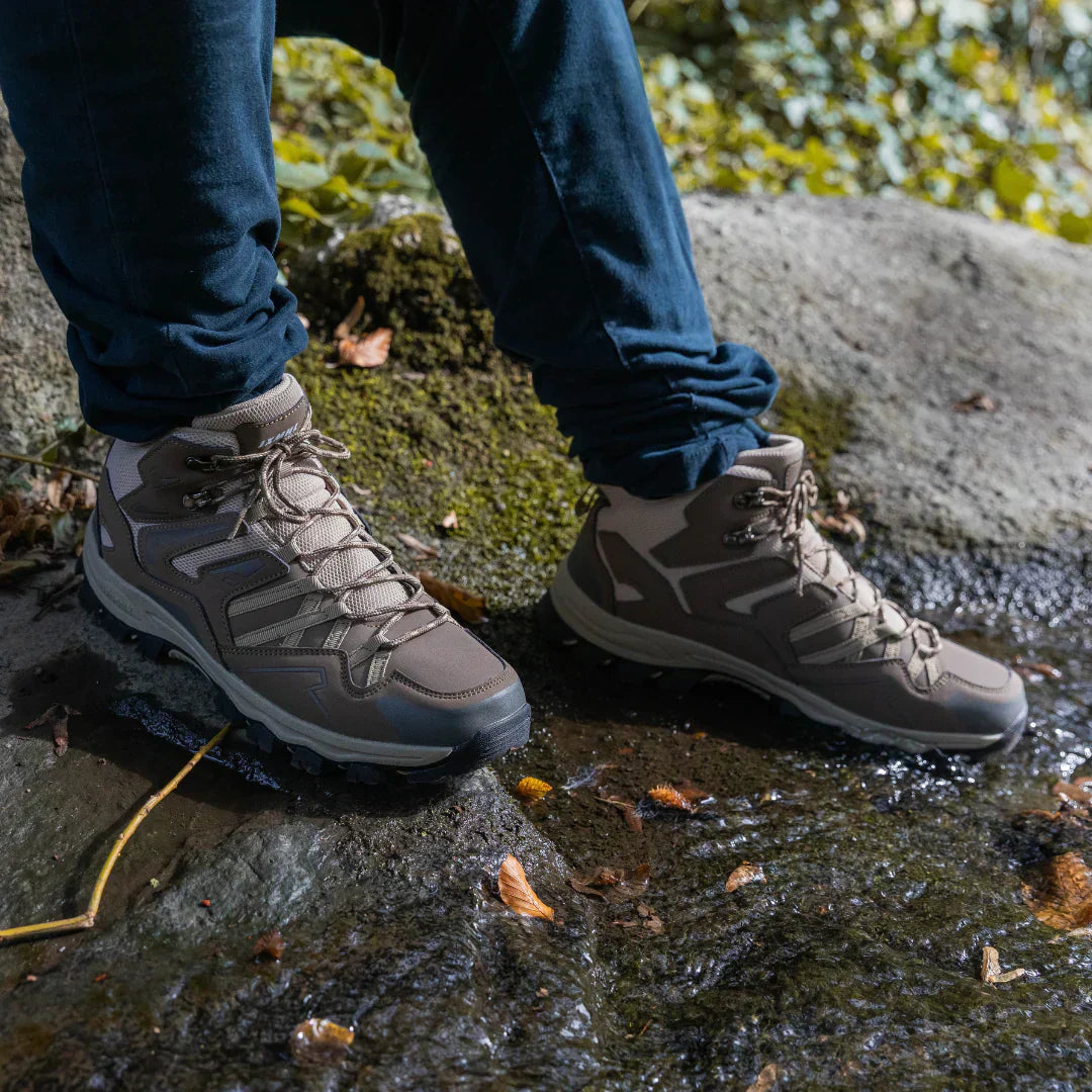 Hiking Boots – Lightweight Orthopaedic Trail Support