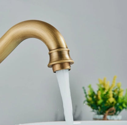 Basin Tap Retro 360 Swivel Bathroom Sink Faucet Single Lever Mixer Gold/Silver