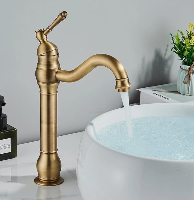 Basin Tap Retro 360 Swivel Bathroom Sink Faucet Single Lever Mixer Gold/Silver